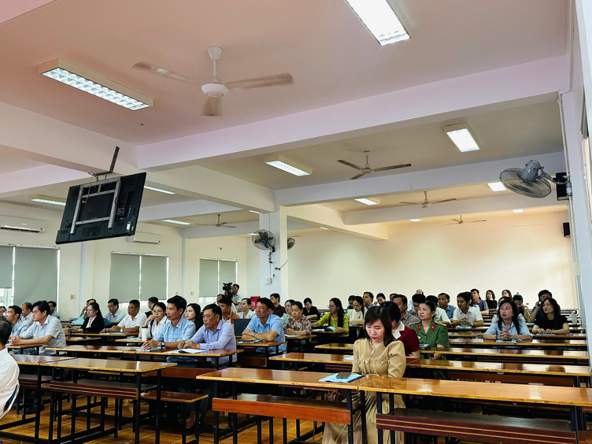 Trung tâm Kinh tế, Luật và Quản lý phối hợp triển khai chương trình đào tạo trong khuôn khổ hợp tác UEH – Cà Mau - UEH CTELG